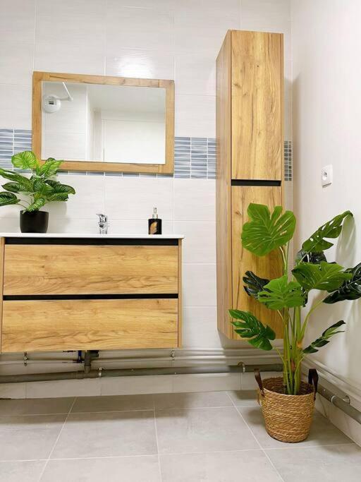 Colors Of Life Apartment Torcy  Luaran gambar